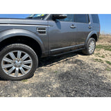 Lucky 8 CFE Rock Sliders for LR3 & LR4. 3/16" U.S. steel, mounts to rocker panels, bolt-on, USA-made. Reinforced body protection for serious off-road use.