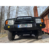 Lucky 8 CFE Steel Front Bumper for Discovery 2 – winch-ready, fog light optional, heavy-duty bolt-on bumper for off-road Land Rover builds
