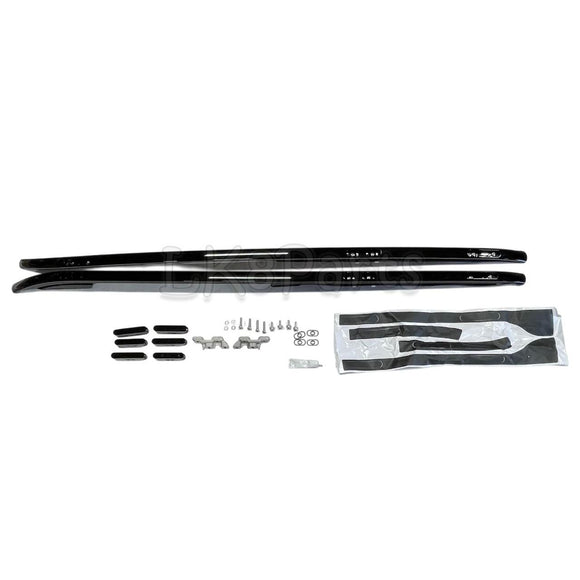 Black roof rails kit VPLRR0155 for Land Rover Discovery V L462, includes hardware