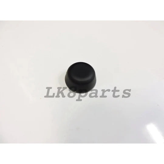 FTC5414 axle dust cap available single genuine or aftermarket sets of 2 or 4 fits Defender, Discovery I, Range Rover Classic