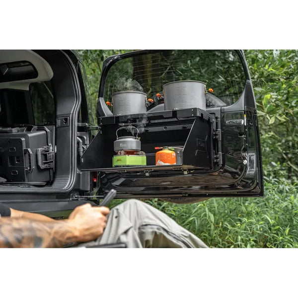 PLUMB-tailgate-table-land-