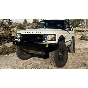 Lucky 8 CFE steel front bumper for Land Rover Discovery 1 and 2 – stock-style, non-winch, satin black powder-coated finish