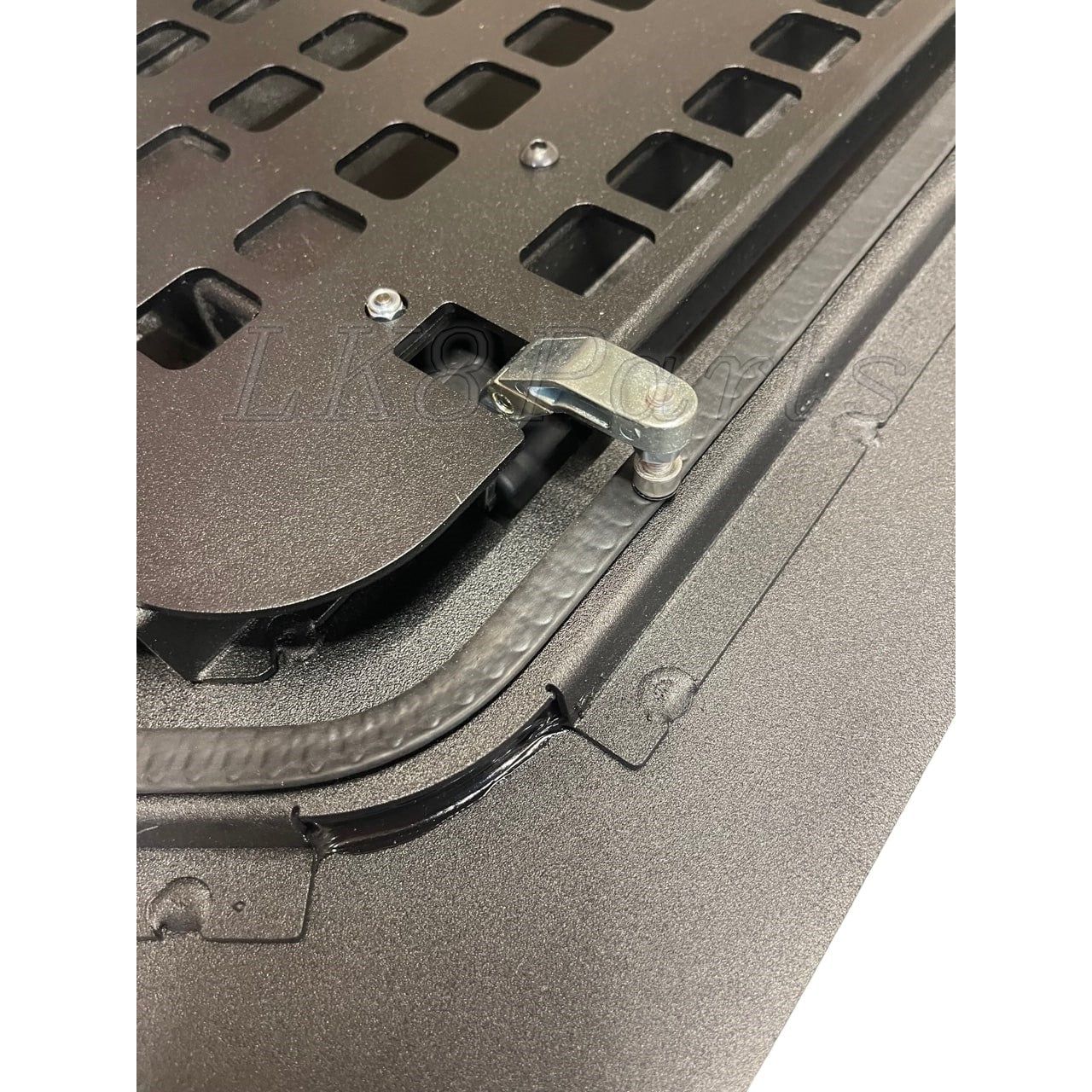 Terrafirma Gullwing Flip Side Window Replacement Left Hand LR3/LR4