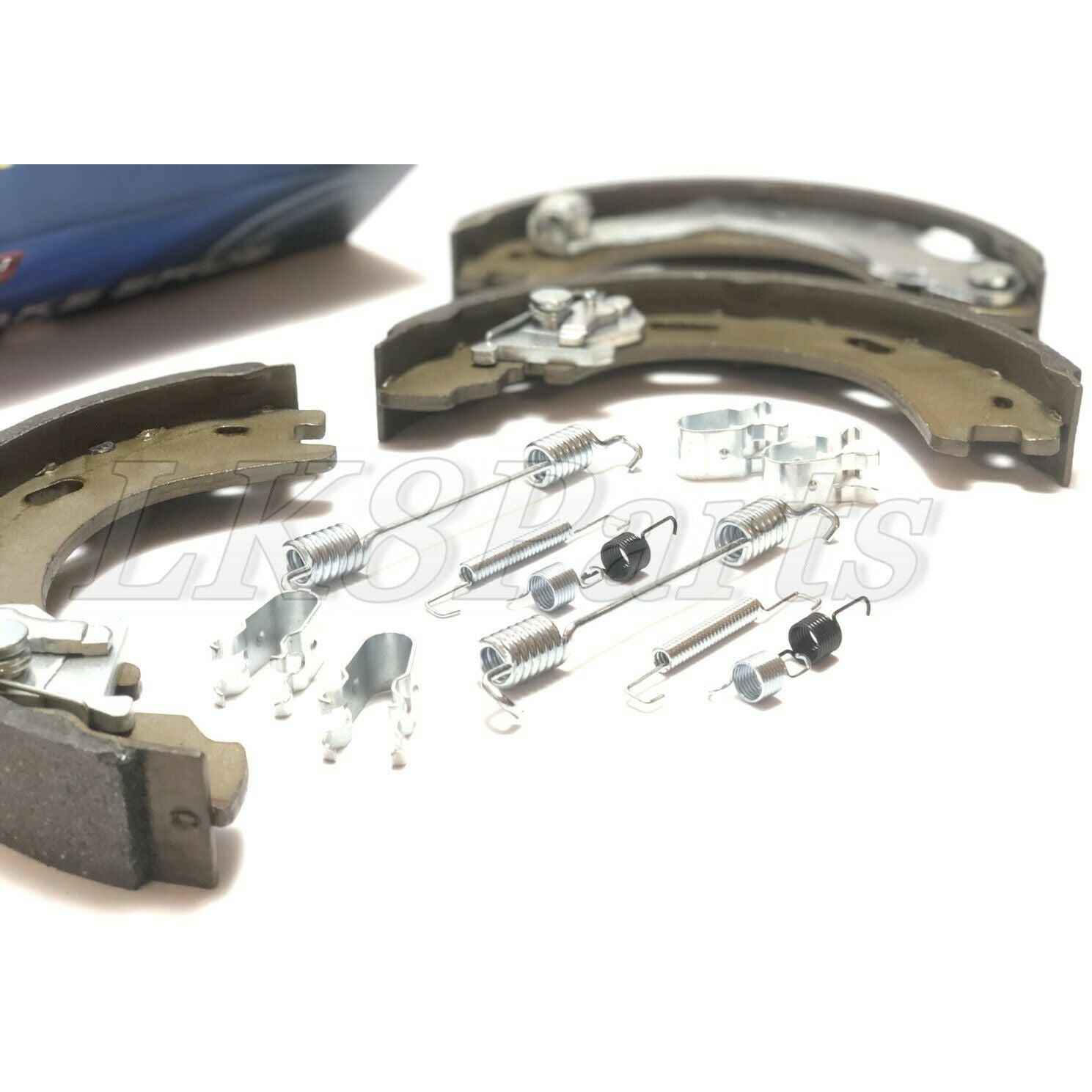 thumbnail image 2 of Rear Parking Brake Shoe Set For Ford Expedition Lincoln MKT Navigator - AM Autoparts 2 of 2