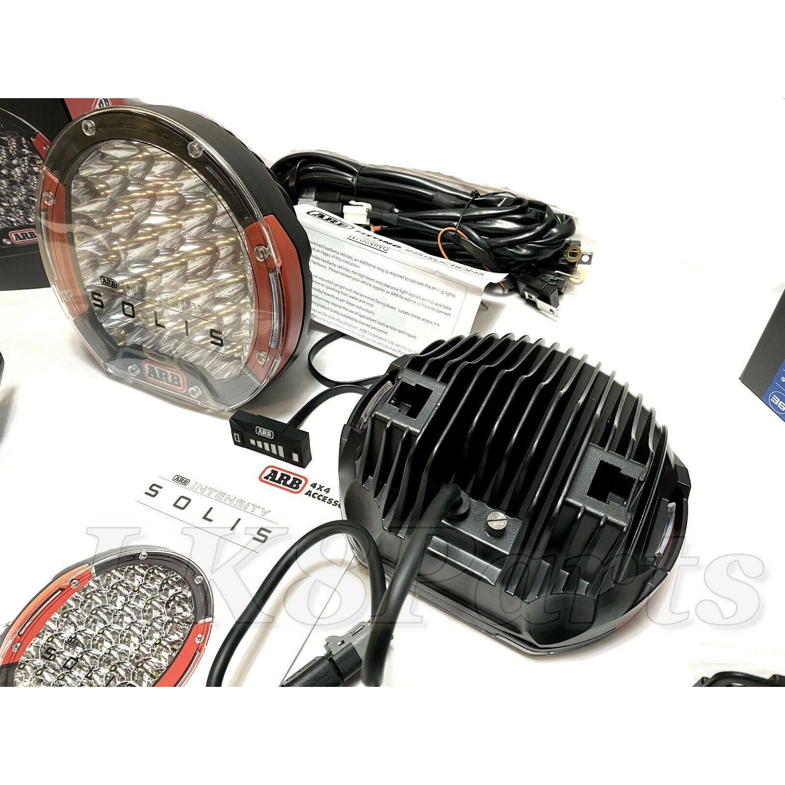 ARB Solis Driving Light SJB36S/SJB36Fセット Amazon.com: ARB