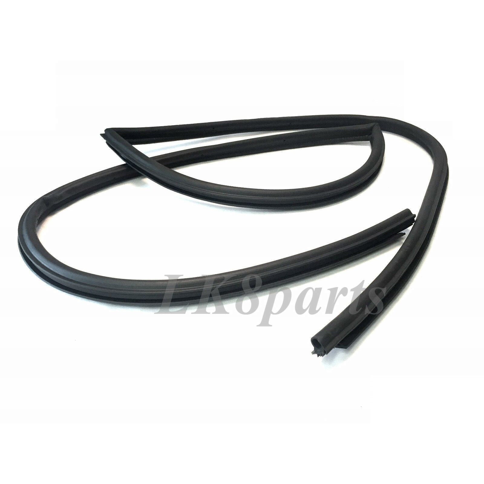 エルセーヌ LR077686 Front LH Door Seal for Land Rover Defender 90/110/130