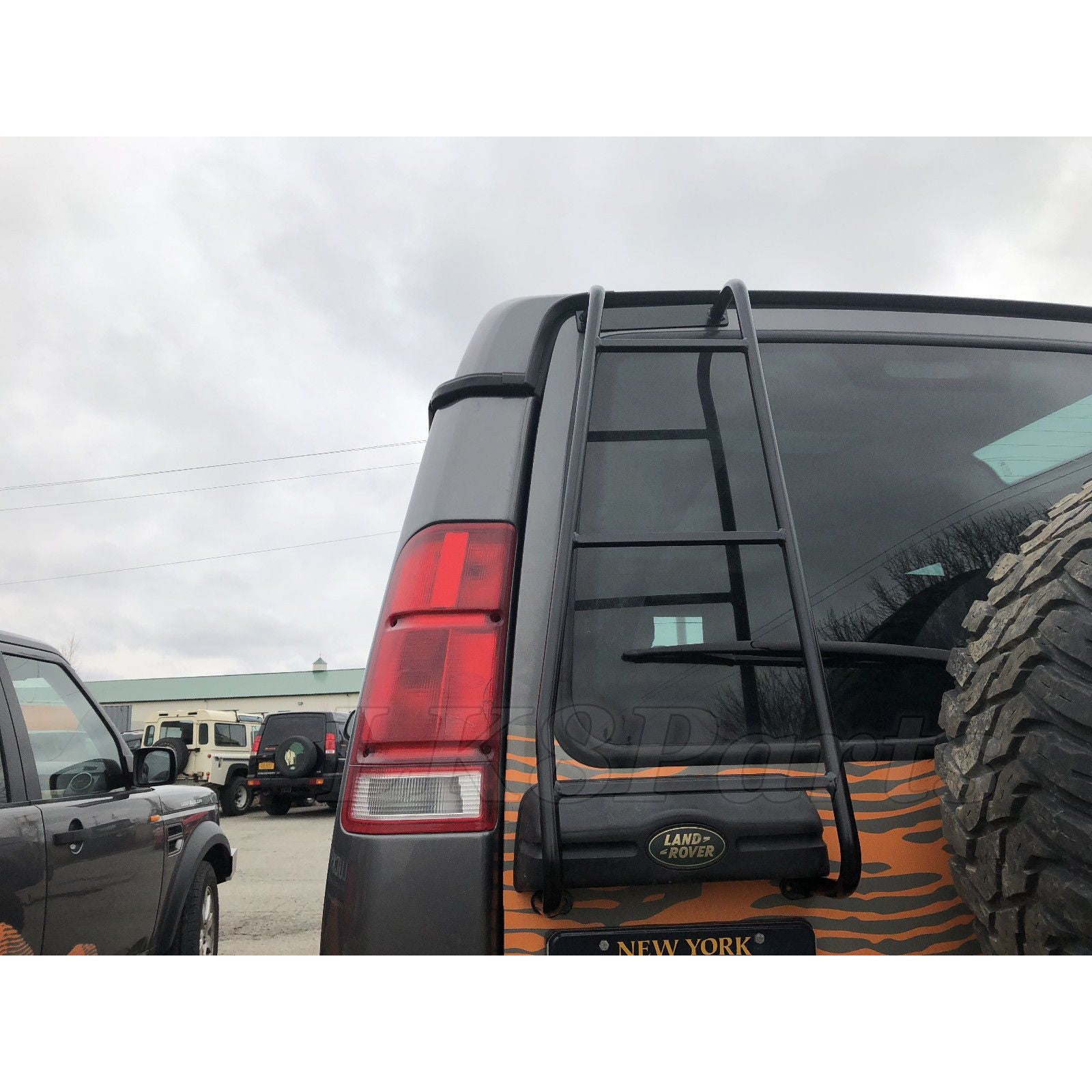 Off Road Rear Ladder D1/D2 Rear Ladder – Lucky8 Off Road